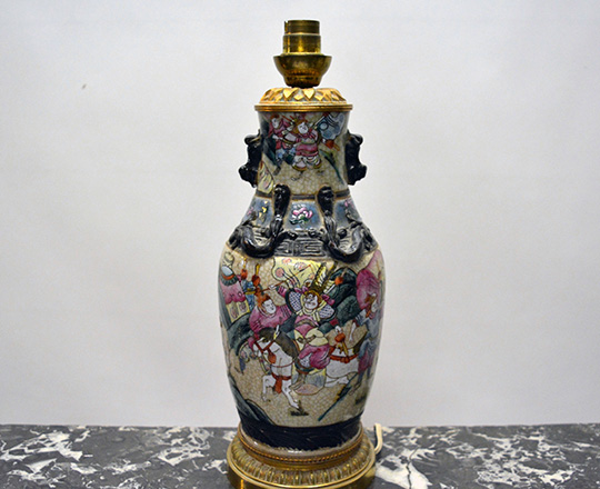 Lot 207_1: 19th cent  Family Rose Nankin ceramic vase / lamp with Chinese worriors decor on gilt bronze base  H29cm. Tot.H52cm