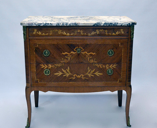 Lot 215: Turn cent L.XVI / L.XV Transition two drawer, marble top fine marquetry commode with gilt bronze orn. H