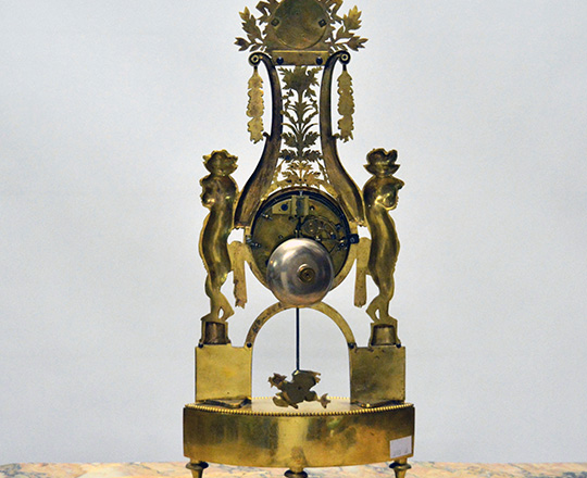 Lot 447_1: Very fine quality 18th -19th c. gilt ciseled bronze Directoire/Empire mantel clock. H46cm.
