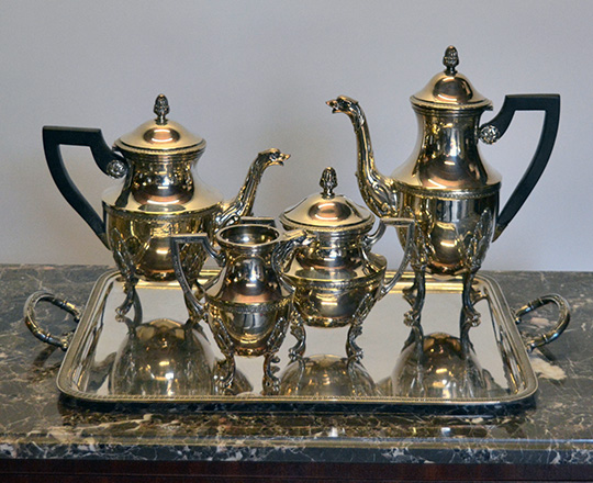 Lot 502: Louis XVI style silver plated tea / coffee set with silver plated platter, H52 x 33cm.