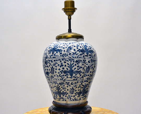 Lot 542_1: Chinese? Blue & white porcelaine vase / lamp, H32cm (with base) and a pair of signed Delft vases, H32cm.