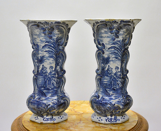 Lot 542_2: Chinese? Blue & white porcelaine vase / lamp, H32cm (with base) and a pair of signed Delft vases, H32cm.